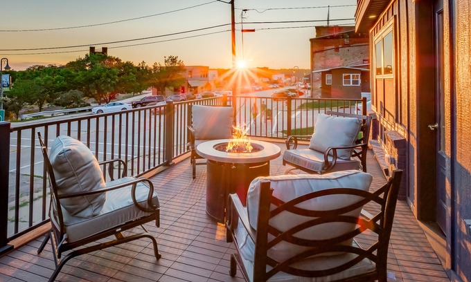 Prescott Copropriété | Walk Downtown | Rooftop Patio | Game Room