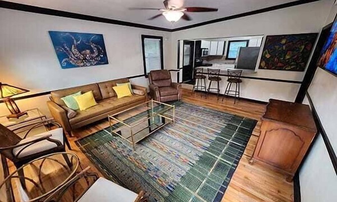 Tallahassee Maison | Retro Near Doak Campbell and FSU