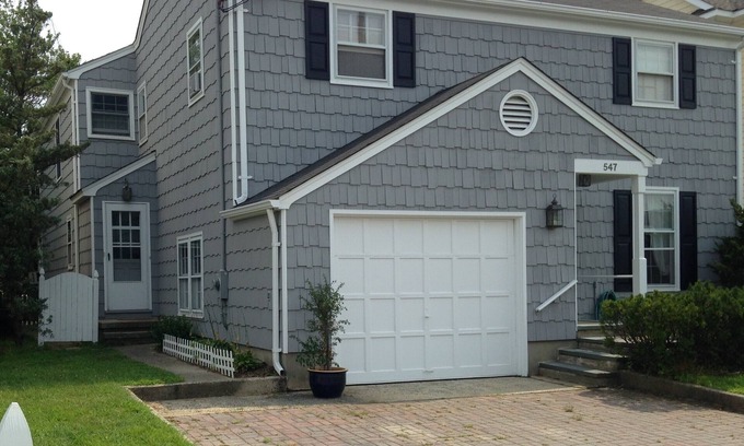 Avon Maison | Aire ouverte Spacious Bay Head Home. Marchez jusqu'à la plage, boulangerie, BHYC, restaurants!