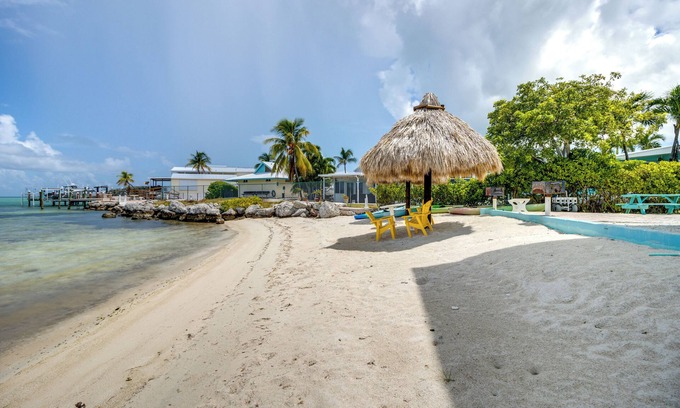 Layton Maison | Walk to Beach: Florida Keys Gem w/Ocean Views
