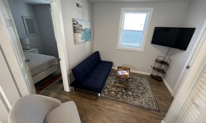 North End Appartement | Walk to Beach or Bay with Great Downtown access!