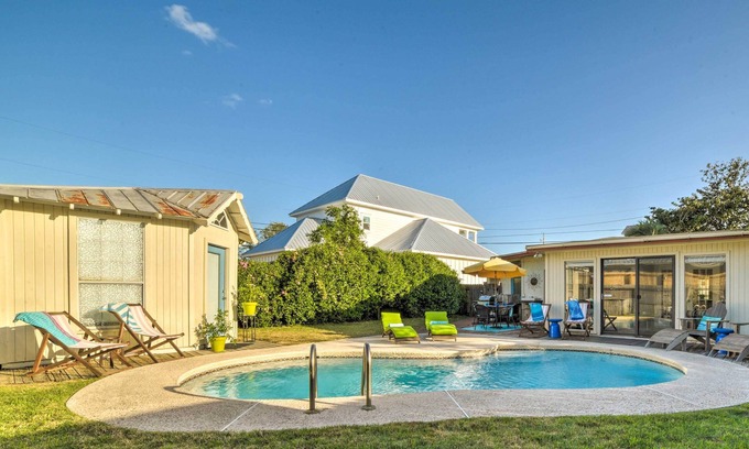 Laguna Beach Estates Maison | Walk to Beach: PCB Retreat w/ Private Pool!