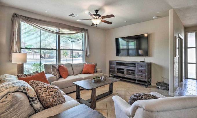 Palm Valley Maison | Walk to Community Pool: Goodyear Desert Oasis