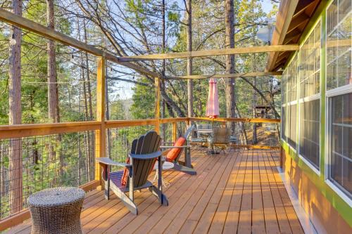 Twain Harte Maison | Walk to Downtown and Lake Twain Harte Cabin