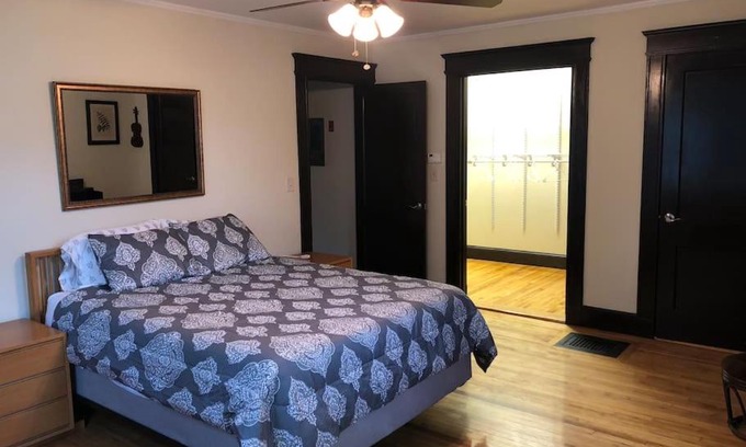 Salem Appartement | Walk to Downtown Salem