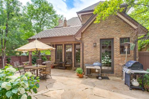 University Park Maison | Walk to DU, Dining and Parks Spacious Denver Home!