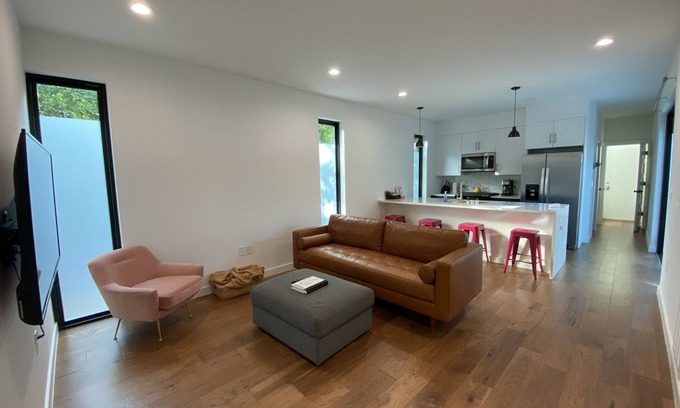 East Cesar Chavez Maison | Walk to East Austin restaurants + pets welcome