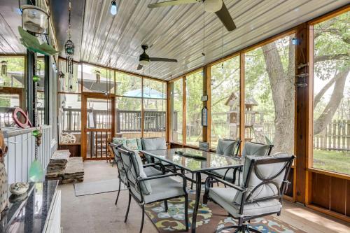 Springdale Maison | Walk to Lake Fayetteville Family Retreat with Deck
