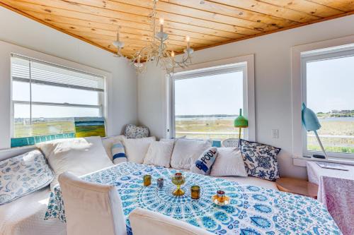 Biddeford Pool Appartement | Walk to the Beach Pet-Friendly Gem in Biddeford!