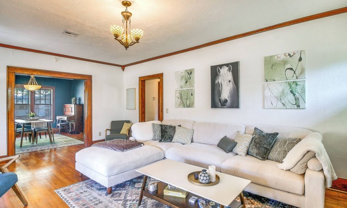 Lawton Maison | Walk to Town & 3 Mi to Fort Sill: Home in Lawton!