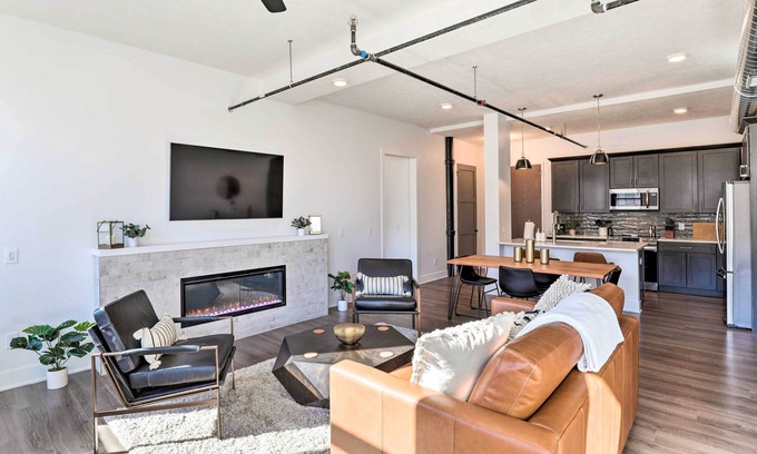 Downtown Lincoln Copropriété | Walk to UNL Campus: Dtwn Lincoln Loft Apt!