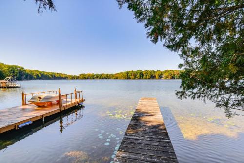 Suring Maison | Walk to Water Lake House in Suring!