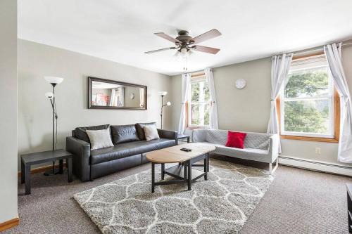 Highland Falls Appartement | WALK to West Point Academy! Charming 2 bdrm Apt overlooking Main Street!
