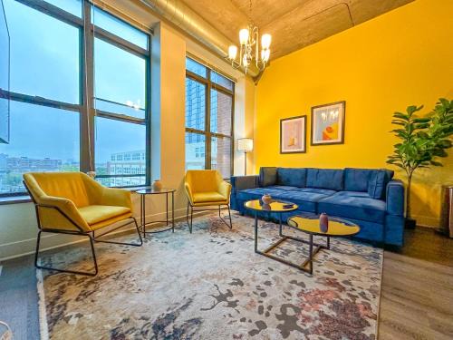 Near South Side Appartement | Walkable 2BR Apartment in Chicago South Loop with Optional Parking and Gym Access Near McCormick Place, Museum Campus & Lakefront