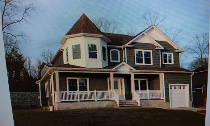 Plainedge Maison | Walking distance Golf Course 4-bedroom house with Living Dining and Family Room