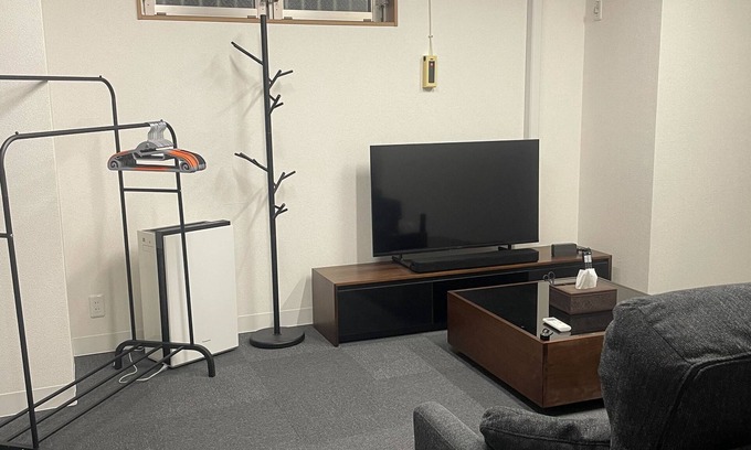 Taito Hôtel | Walking distance to sightseeing spots, Ueno and Asakusa. We offer a relaxing space in a residential area with a downtown atmosphere.
