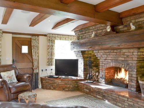 Winestead Maison | Walled Garden Lodge