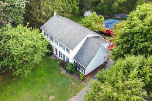 Wallkill Maison | Wallkill 4BR Retreat Large Yard Pet Friendly
