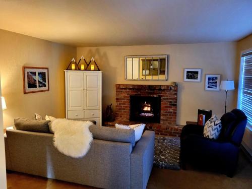 Warm Springs Maison | Wanderers Way 106