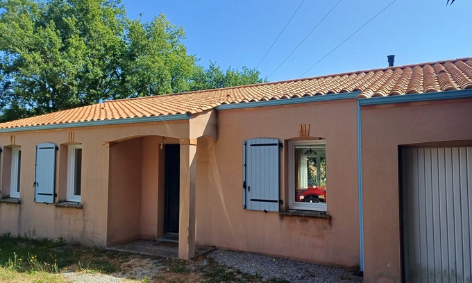La Boissiere-des-Landes Maison | Warm and simple home
