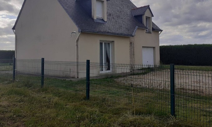 Roz-Landrieux Maison | Maison chaleureuse et tranquille à Roz Landrieux