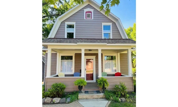 Chaska Maison | Warm, Charming and Cozy Turn of the Century Home