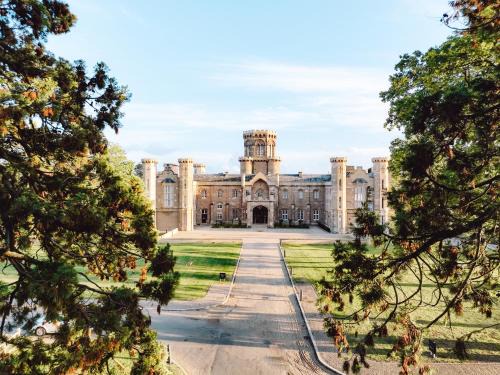 Studley Hôtel | Warner Hotels - Studley Castle