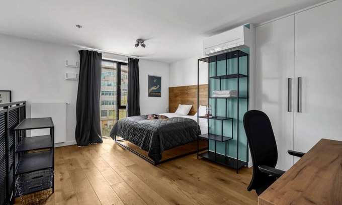 Praga Appartement | Warsaw Targowa Studio - 50m2, Top location - by Rentujemy