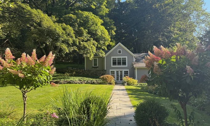 Marble Dale Maison | Washington, CT Jewel! Charming Main House with separate Cottage