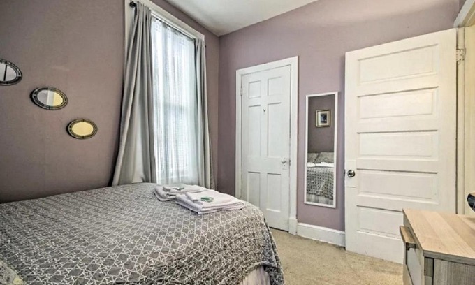 Fairlawn Maison | Washington DC Home sleeps 8 ANACOSTIA free parking
