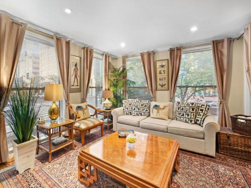 West End Appartement | Washington, DC's Finest Address
