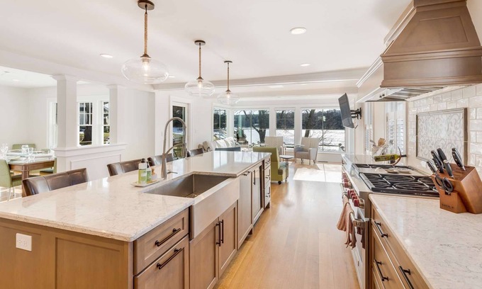 Amesbury Maison | Watch Eagles Soar at RiverBend: Waterfront, 4 Luxury suites, gourmet kitchen, Smart TVs, Fast WiFi