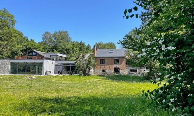 Somme-Leuze Maison | Moulin à Baillonville avec Piscine Intérieure