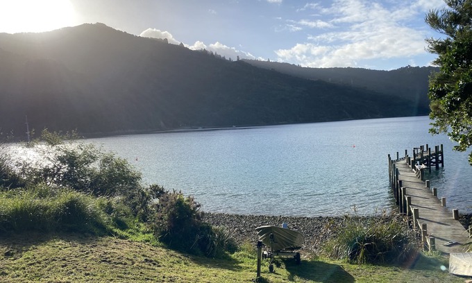 Queen Charlotte Sound Maison | Water Pistoll - Véritable Bach Beachfront