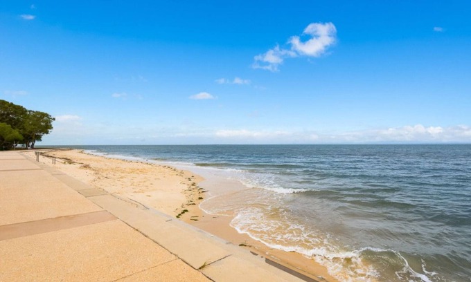 Bongaree Appartement | Vue sur l'eau + front de mer
