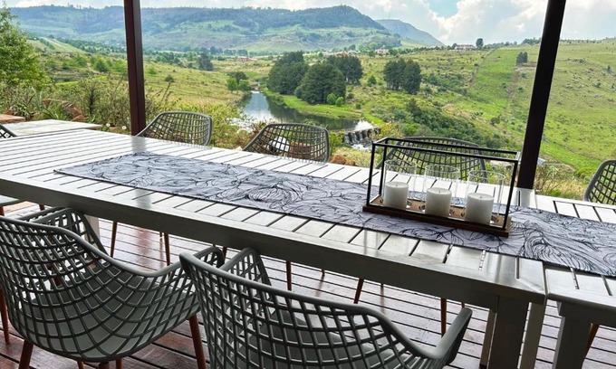 Dullstroom Maison | Waterfall House