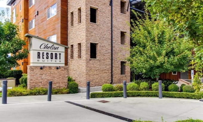 Chelan Copropriété | Waterfront 2-bed/2bath Suite w/Indoor Pool & Hot Tub