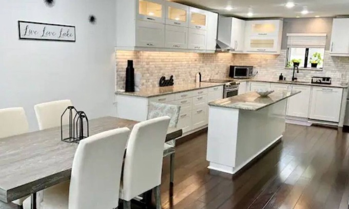 Hudson Bend Maison | Modern Cozy Home | Lake Travis