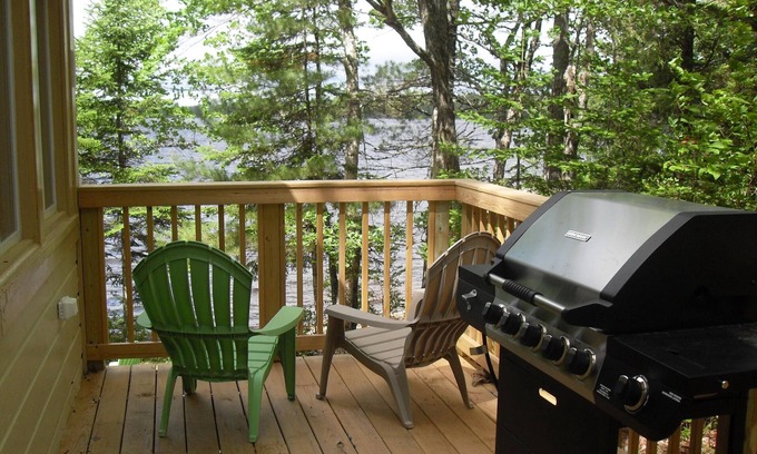Franklin Cabine | Camp au bord de l'eau sur l'étang Webb