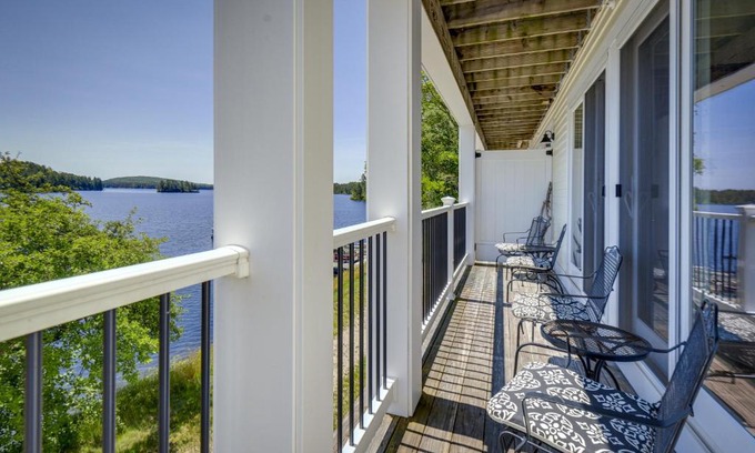 Silver Lake Appartement | Waterfront Conway Area Condo Walk to Beach!
