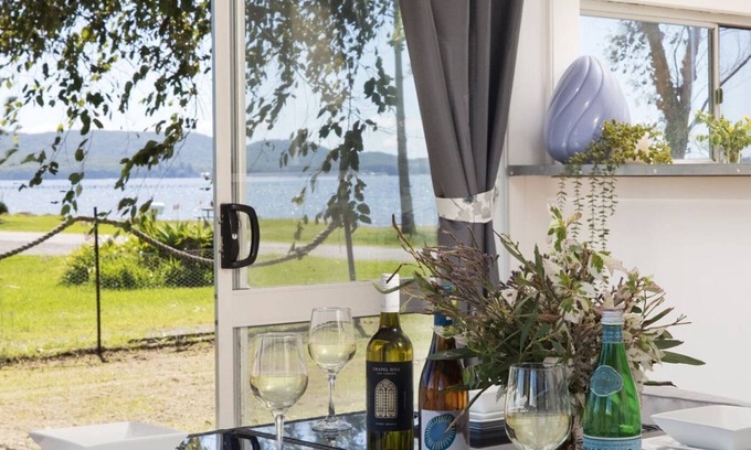 Swan Bay Maison | Waterfront Cottage - waterfront location, swimming, peaceful, quiet and tranquil location.