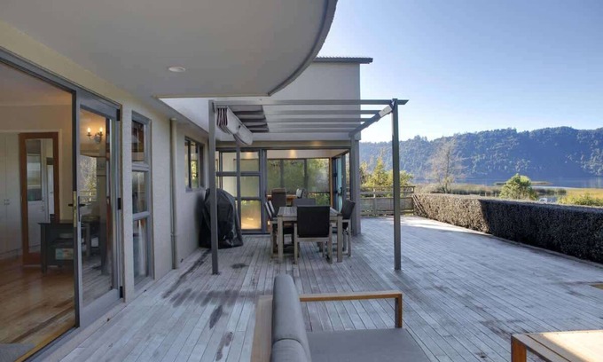 Lake Okareka Maison | Waterfront Escape