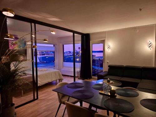 Gamle Oslo Appartement | Waterfront fjord view, home office, 2 BR LUX apt