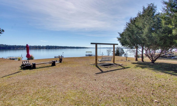 Fort Gaines Maison | Waterfront Gem w/ Fire Pits & Dock in Georgetown