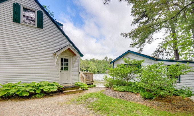 Gray Maison | Waterfront Gray Home w/ Furnished Deck & Fire Pit!