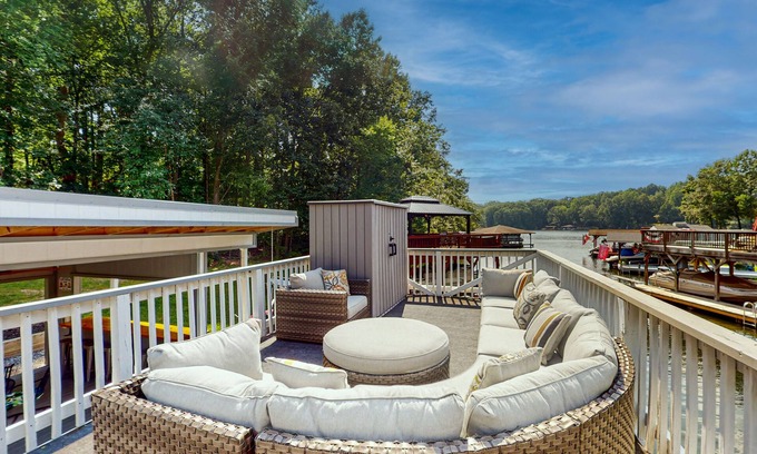 Bumpass Maison | Waterfront home with boat dock, outdoor bar/TV, firepit, and yard games