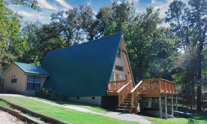 Avinger Cabine | Waterfront Home avec Pier Lake O 'the Pines - Acorn Timbers