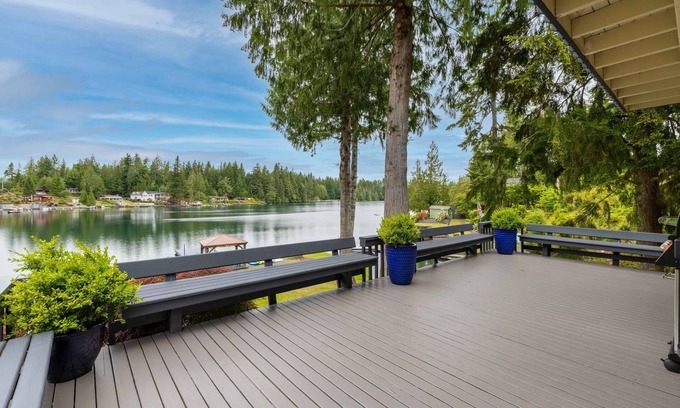 Shelton Maison | Waterfront home with Private Dock, Lake Toys, EV Charger at Lost Lake