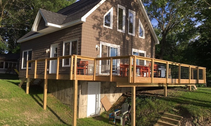Swanton Maison | Waterfront Lake House (nouvellement construit en 2017)