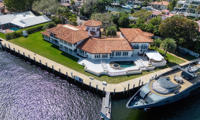 East Fort Lauderdale Maison | Vivre au bord de l'eau dans un domaine familial